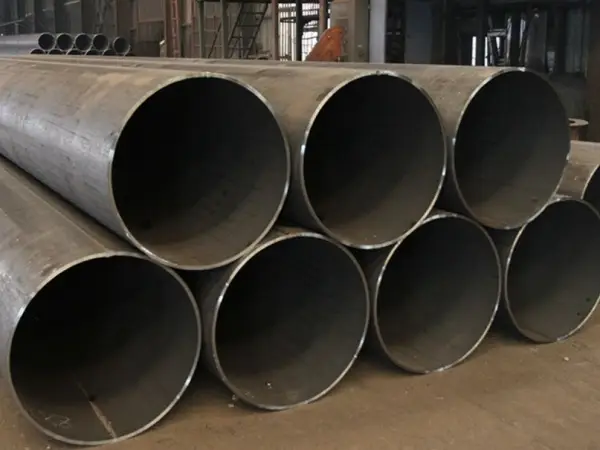 LSAW steel pipe rust removal