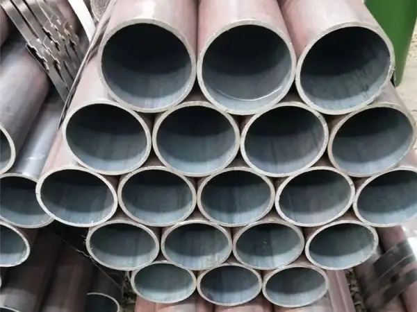 import and export of seamless pipes in China