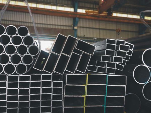 Square tube and round tube